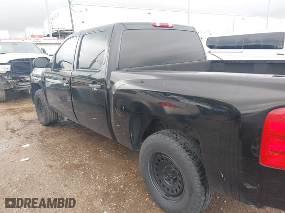 2007 Chevrolet Silverado 1500 LS with VIN 3GCEC13C87G541599, listed as a IAAI auction lot 42104998 with 219,073 mi miles. Bid and sale history available at carsss.com. Image 14.