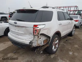 2014 Ford Explorer Limited with VIN 1FM5K8F88EGA17280, listed as a IAAI auction lot 41550592 with 144,494 mi miles. Bid and sale history available at carsss.com. Image 4.