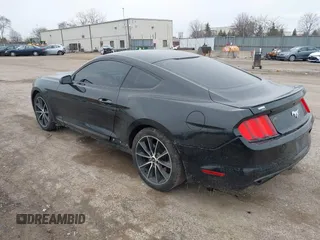 2015 Ford Mustang EcoBoost z VIN 1FA6P8TH5F5342079, wystawiony jako IAAI lot #41902469 z przebiegiem 145 395 mil mil oraz . Historia ofert i sprzedaży dostępna na DreamBid. Obrazek 3.
