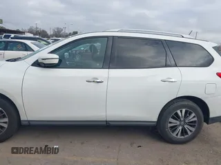 2017 Nissan Pathfinder Platinum with VIN 5N1DR2MN0HC609829, listed as a IAAI auction lot 41500505 with 185,271 mi miles. Bid and sale history available at carsss.com. Image 15.