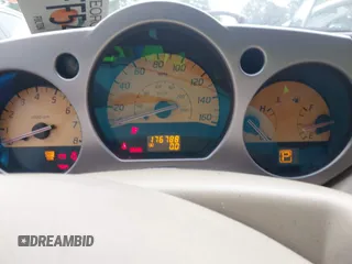 2005 Nissan Murano SL z VIN JN8AZ08T05W331887, wystawiony jako IAAI lot #42284272 z przebiegiem 176 788 mil mil oraz . Historia ofert i sprzedaży dostępna na DreamBid. Obrazek 7.