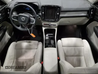2023 Volvo XC40 Plus Dark Theme with VIN YV4L12UW2P2024297, listed as a Copart auction lot 44742735 with 15,666 mi miles and Salvage title. Bid and sale history available at DreamBid. Image 8.