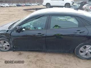 2024 Hyundai Elantra SE with VIN KMHLL4DGXRU814578, listed as a IAAI auction lot 41452571 with 1,558 mi miles and . Bid and sale history available at DreamBid. Image 14.
