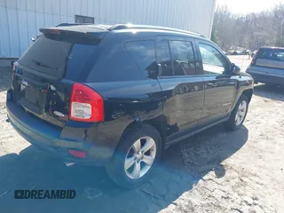 2012 Jeep Compass Latitude with VIN 1C4NJDEB2CD621760, listed as a IAAI auction lot 42123908 with 117,945 mi miles. Bid and sale history available at carsss.com. Image 4.