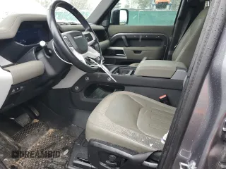 2020 Land Rover Defender SE z VIN SALEP7EU5L2023135, wystawiony jako Copart lot #53918005 z przebiegiem 73 427 mil mil oraz Szkoda całkowita • Salvage title. Historia ofert i sprzedaży dostępna na DreamBid. Obrazek 7.
