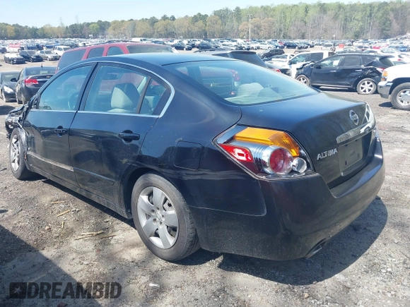 2008 Nissan Altima 2.5 S with VIN 1N4AL21E68C155797, listed as a IAAI auction lot 41886984 with 233,638 mi miles. Bid and sale history available at carsss.com. Image 3.