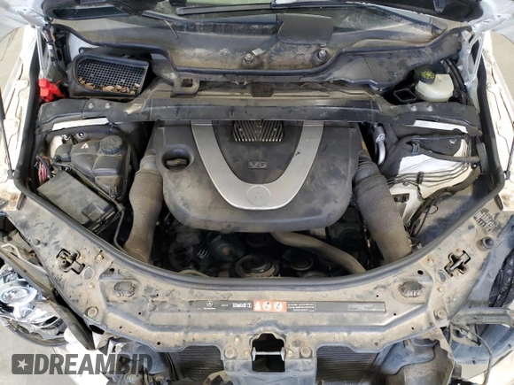 2006 Mercedes-Benz R-Class 3.5L with VIN 4JGCB65E26A018450, listed as a Copart auction lot 41426185 with 220,353 mi miles and Salvage Title. Bid and sale history available at carsss.com. Image 12.