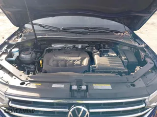 2022 Volkswagen Tiguan SE with VIN 3VV3B7AX4NM062714, listed as a IAAI auction lot 41173705 with 69,264 mi miles. Bid and sale history available at carsss.com. Image 10.