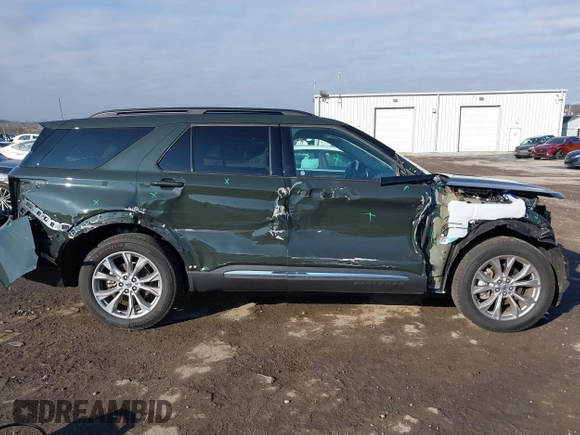 2023 Ford Explorer XLT with VIN 1FMSK8DH6PGC33797, listed as a IAAI auction lot 41111945 with 5,182 mi miles. Bid and sale history available at carsss.com. Image 14.
