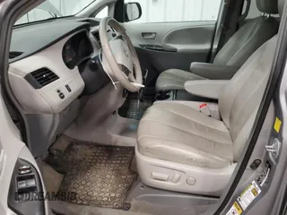 2011 Toyota Sienna LE with VIN 5TDJK3DC2BS004460, listed as a Copart auction lot 49534545 with 227,513 mi miles and Clean Title. Bid and sale history available at carsss.com. Image 7.
