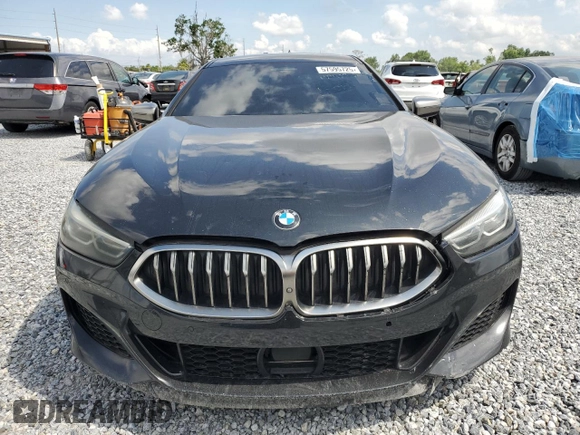2020 BMW 8 Series M850i z VIN WBAGV8C06LBP48901, wystawiony jako Copart lot #57595725 z przebiegiem 88 332 mil mil oraz Czysty tytuł • Clean title. Historia ofert i sprzedaży dostępna na DreamBid. Obrazek 5.