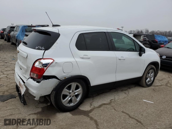 2022 Chevrolet Trax LS with VIN KL7CJNSM6NB549413, listed as a Copart auction lot 45090735 with 15,371 mi miles and Salvage Title. Bid and sale history available at carsss.com. Image 3.