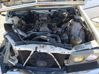 1982 Mercedes-Benz 300 D z VIN WDBAB33A8CB015440, wystawiony jako Copart lot #47839675 z przebiegiem 225 113 mil mil oraz Szkoda całkowita • Salvage title. Historia ofert i sprzedaży dostępna na DreamBid. Obrazek 11.