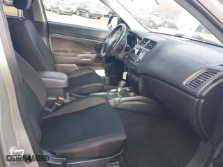 2015 Mitsubishi Outlander Sport ES with VIN 4A4AR3AU1FE028746, listed as a IAAI auction lot 41628263 with 133,367 mi miles. Bid and sale history available at carsss.com. Image 5.