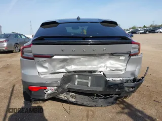2022 Volvo C40 Ultimate с VIN YV4ED3GBXN2008666, выставлен на аукционе IAAI как лот 42158415 с пробегом 22 874 миль миль и . История ставок и продаж доступна на DreamBid. Изображение 16.
