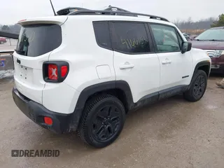 2018 Jeep Renegade Sport with VIN ZACCJBAB7JPH59147, listed as a IAAI auction lot 41661590 with 70,390 mi miles. Bid and sale history available at carsss.com. Image 4.