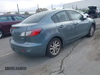 2012 Mazda Mazda3 i Touring with VIN JM1BL1V79C1618007, listed as a IAAI auction lot 41911962 with 192,041 mi miles. Bid and sale history available at carsss.com. Image 4.