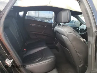 2019 Maserati Quattroporte S z VIN ZAM56YPA3K1333013, wystawiony jako Copart lot #54382315 z przebiegiem 57 678 mil mil oraz Szkoda całkowita • Salvage title. Historia ofert i sprzedaży dostępna na DreamBid. Obrazek 10.