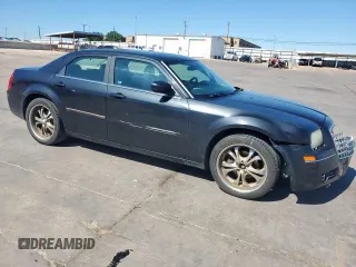 2006 Chrysler 300 Touring with VIN 2C3KA53GX6H438416, listed as a Copart auction lot 53726185 with 199,286 mi miles and Salvage Title. Bid and sale history available at carsss.com. Image 4.