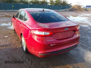 2015 Ford Fusion SE Hybrid with VIN 3FA6P0LUXFR282022, listed as a IAAI auction lot 41652820 with 210,865 mi miles. Bid and sale history available at carsss.com. Image 3.
