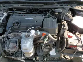 2017 Honda Accord EX-L with VIN 1HGCT1B66HA002550, listed as a Copart auction lot 81156835 with 81,561 mi miles and Salvage title. Bid and sale history available at DreamBid. Image 14.