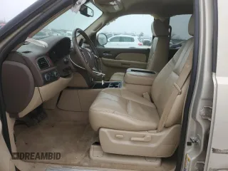 2007 GMC Yukon SLT with VIN 1GKFK13097R274362, listed as a Copart auction lot 44546475 with 224,044 mi miles and Salvage Title. Bid and sale history available at carsss.com. Image 7.