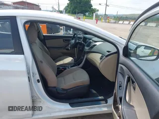 2016 Hyundai Elantra SE с VIN 5NPDH4AEXGH785541, выставлен на аукционе IAAI как лот 42502226 с пробегом 151 427 миль миль и . История ставок и продаж доступна на DreamBid. Изображение 5.
