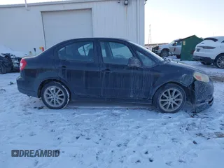 2008 Suzuki SX4 Touring Pkg 2 with VIN JS2YC417785100372, listed as a IAAI auction lot 41411720 with 179,468 mi miles. Bid and sale history available at carsss.com. Image 14.
