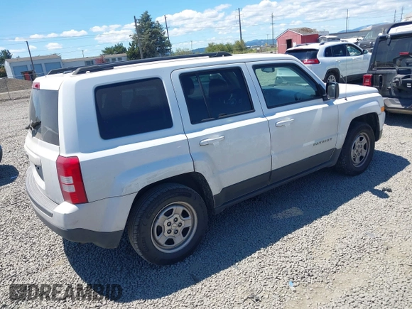 2016 Jeep Patriot Sport with VIN 1C4NJPBA8GD814997, listed as a IAAI auction lot 42708462 with 204,997 mi miles and . Bid and sale history available at DreamBid. Image 4.