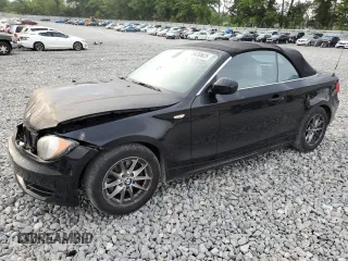 2011 BMW 1 Series 128i z VIN WBAUN1C58BVH82487, wystawiony jako Copart lot #54295625 z przebiegiem 60 879 mil mil oraz Szkoda całkowita • Salvage title. Historia ofert i sprzedaży dostępna na DreamBid. Obrazek 1.