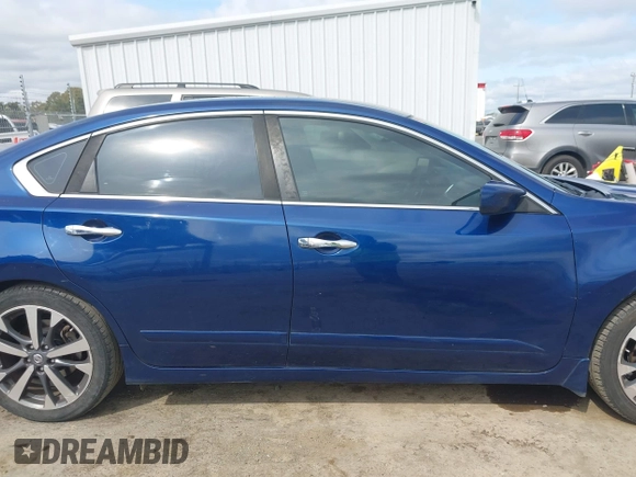 2016 Nissan Altima SR with VIN 1N4AL3AP2GC264800, listed as a IAAI auction lot 41968704 with 141,992 mi miles and . Bid and sale history available at carsss.com. Image 14.
