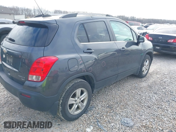 2016 Chevrolet Trax LT with VIN 3GNCJPSB2GL164579, listed as a IAAI auction lot 40984794 with 114,717 mi miles. Bid and sale history available at carsss.com. Image 4.