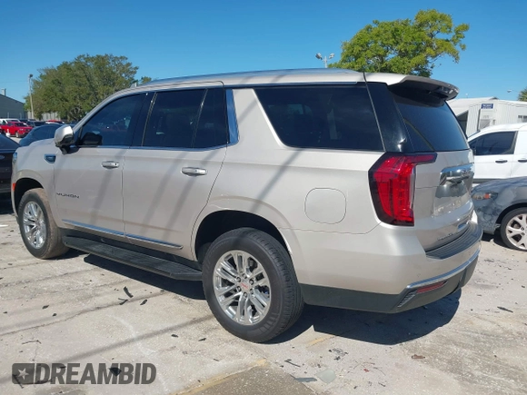 2021 GMC Yukon SLT with VIN 1GKS1BKD3MR168352, listed as a IAAI auction lot 41832252 with 95,750 mi miles. Bid and sale history available at carsss.com. Image 3.