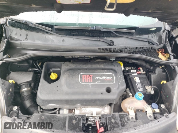 2015 FIAT 500L Urbana Trekking z VIN ZFBCFADH0FZ032147, wystawiony jako Copart lot #45200315 z przebiegiem 103 598 mil mil oraz Szkoda całkowita • Salvage title. Historia ofert i sprzedaży dostępna na DreamBid. Obrazek 11.
