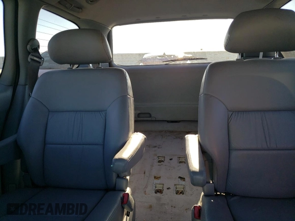 2002 Toyota Sienna LE with VIN 4T3ZF13C12U417417, listed as a Copart auction lot 70251214 with 178,215 mi miles and Clean Title. Bid and sale history available at carsss.com. Image 10.
