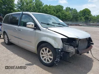 2011 Chrysler Town & Country Touring L z VIN 2A4RR8DG9BR655859, wystawiony jako IAAI lot #42514536 z przebiegiem 41 257 mil mil oraz . Historia ofert i sprzedaży dostępna na DreamBid. Obrazek 1.