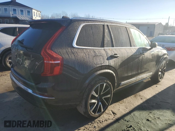 2023 Volvo XC90 Plus z VIN YV40621N6P1902576, wystawiony jako Copart lot #85297664 z przebiegiem 33 815 mil mil oraz Szkoda całkowita • Salvage title. Historia ofert i sprzedaży dostępna na DreamBid. Obrazek 3.
