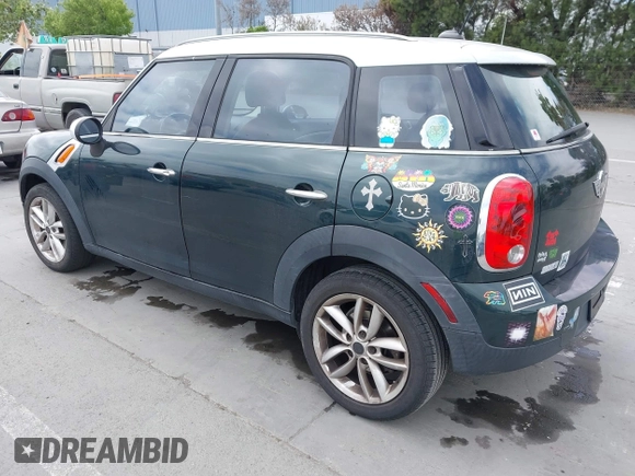 2012 MINI Countryman with VIN WMWZB3C54CWM01897, listed as a IAAI auction lot 42083668 with 132,417 mi miles and . Bid and sale history available at DreamBid. Image 3.