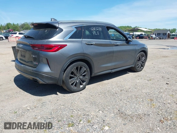 2020 Infiniti QX50 Luxe z VIN 3PCAJ5M39LF113955, wystawiony jako IAAI lot #42103238 z przebiegiem 94 886 mil mil oraz . Historia ofert i sprzedaży dostępna na DreamBid. Obrazek 4.