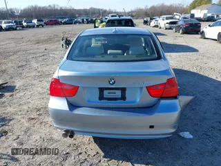 2011 BMW 3 Series 328i xDrive with VIN WBAPK5G51BNN29824, listed as a IAAI auction lot 40990352 with 171,133 mi miles and . Bid and sale history available at carsss.com. Image 16.
