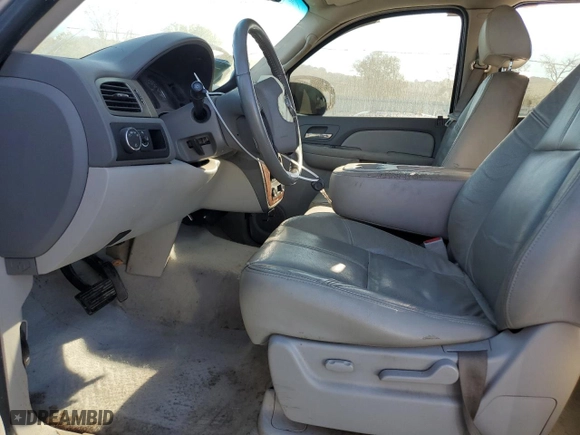 2007 Chevrolet Suburban LS with VIN 3GNFC16037G241031, listed as a Copart auction lot 76713514 with 232,549 mi miles and Salvage Title. Bid and sale history available at carsss.com. Image 7.