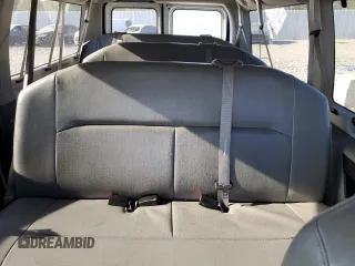 2009 Ford Econoline Passenger XL с VIN 1FBNE31LX9DA00518, выставлен на аукционе Copart как лот 74090534 с пробегом 274 223 миль миль и На запчасти • Non repairable. История ставок и продаж доступна на DreamBid. Изображение 10.