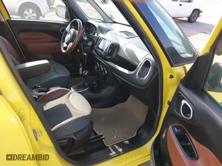 2014 FIAT 500L Trekking with VIN ZFBCFADH7EZ022679, listed as a IAAI auction lot 42053114 with 73,742 mi miles. Bid and sale history available at carsss.com. Image 5.