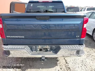 2019 Chevrolet Silverado 1500 LT with VIN 3GCPWCEK0KG186713, listed as a IAAI auction lot 41518976 with 143,202 mi miles. Bid and sale history available at carsss.com. Image 16.