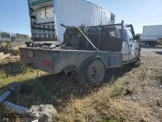 2001 Dodge Ram 3500 with VIN 1B7MF336X1J591600, listed as a Copart auction lot 73002914 with 0 mi miles and Salvage Title. Bid and sale history available at carsss.com. Image 3.
