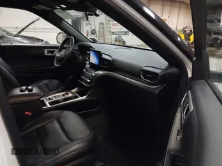 2020 Ford Explorer XLT с VIN 1FMSK8DH2LGA21411, выставлен на аукционе IAAI как лот 41605079 с пробегом 74 795 миль миль и . История ставок и продаж доступна на DreamBid. Изображение 5.