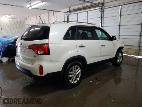 2015 Kia Sorento LX with VIN 5XYKT4A69FG658073, listed as a Copart auction lot 49642255 with 162,733 mi miles and Salvage Title. Bid and sale history available at DreamBid. Image 3.