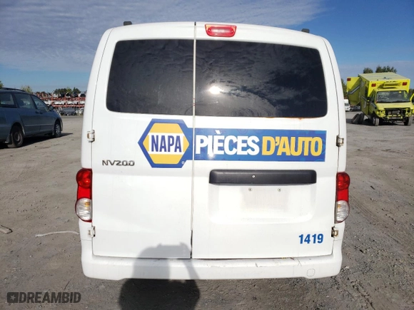 2014 Nissan NV200 SV with VIN 3N6CM0KN4EK700742, listed as a Copart auction lot 72546744 with 295,000 mi miles and Salvage Title. Bid and sale history available at carsss.com. Image 6.