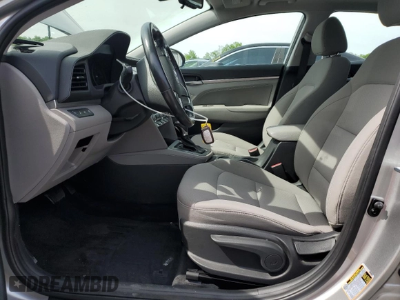 2020 Hyundai Elantra SEL z VIN 5NPD84LF6LH551347, wystawiony jako Copart lot #57335135 z przebiegiem 34 210 mil mil oraz Szkoda całkowita • Salvage title. Historia ofert i sprzedaży dostępna na DreamBid. Obrazek 7.