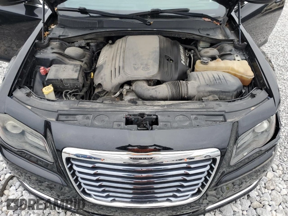 2013 Chrysler 300 S z VIN 2C3CCAGT4DH741560, wystawiony jako Copart lot #78879594 z przebiegiem 161 647 mil mil oraz Szkoda całkowita • Salvage title. Historia ofert i sprzedaży dostępna na DreamBid. Obrazek 11.